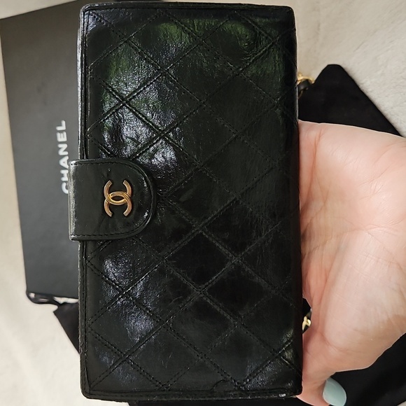 Authentic CHANEL Black Quilted crossbody with Gold Accents - Picture 16 of 16